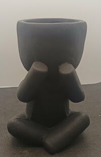 Cache pot bonhomme "Rafa" noir3